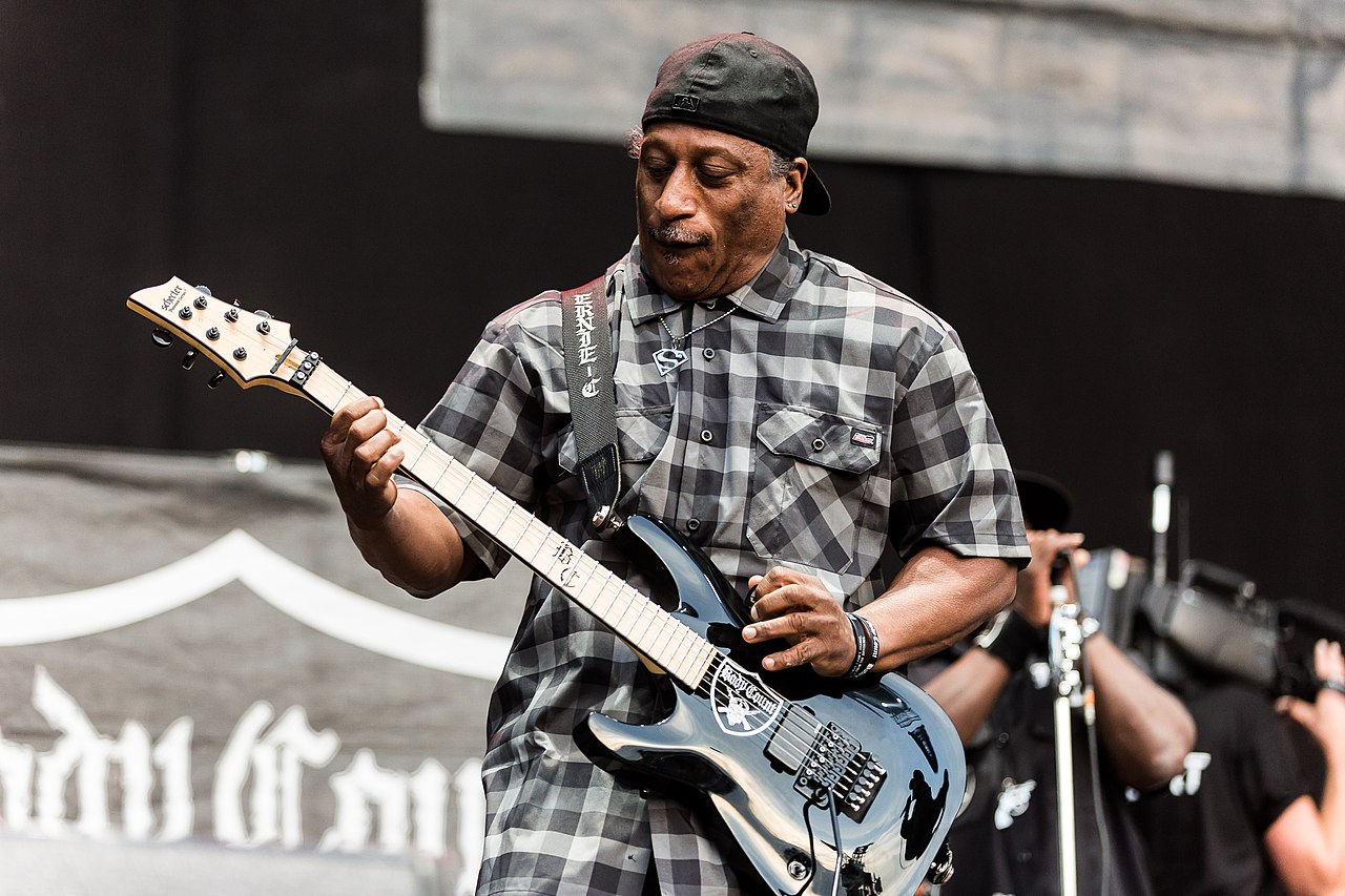 BODY COUNT ERNIE C Carnivore